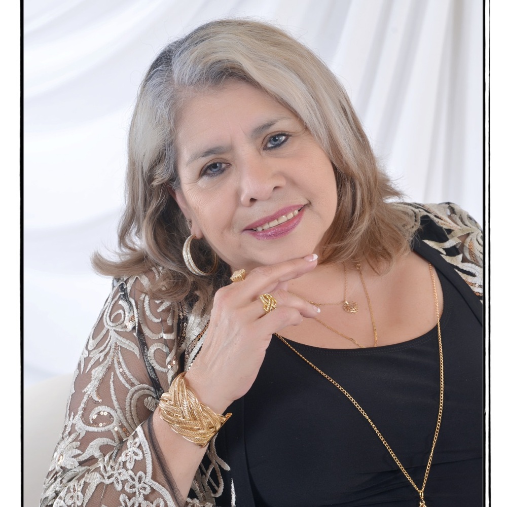 Meet your Posher, Maria